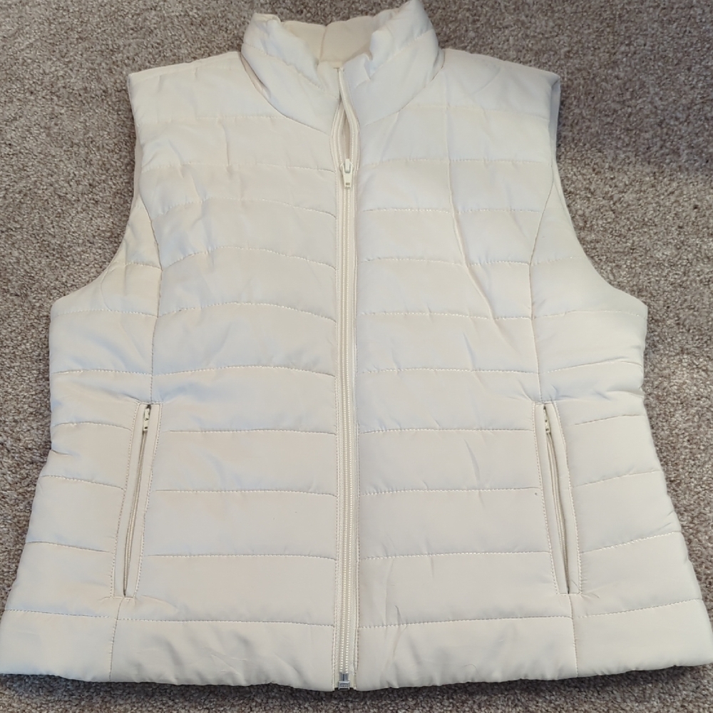 Women's White Quilted Vest